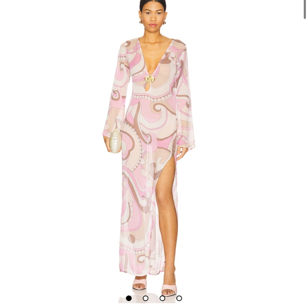 Hotline Orchid Maxi Dress in Antibes
CIN CIN
XXS